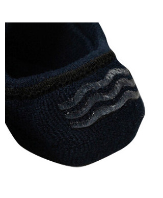 Silicone-Grip Linear Low-Cut Socks